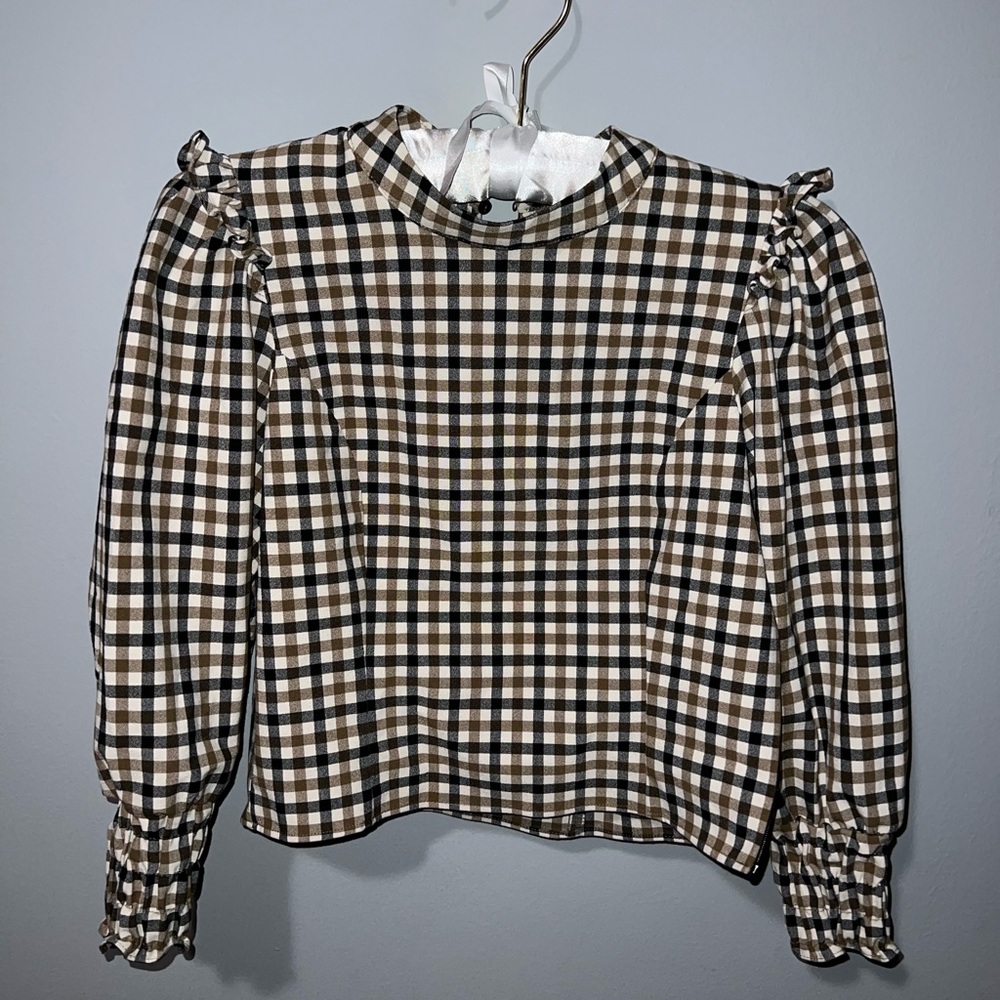 gingham blouse